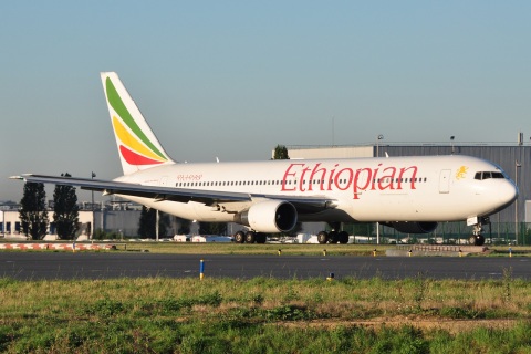 ET-AMF - 767-3BG(ER) - Ethiopian Airlines - CDG - 21-08-2010