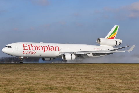 ET-AND - MD-11F - Ethiopian Airlines - LGG - 20-01-2010c