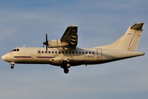 F-GPYC - ATR 42-500 - Air Littoral - TLS - 27-04-2010