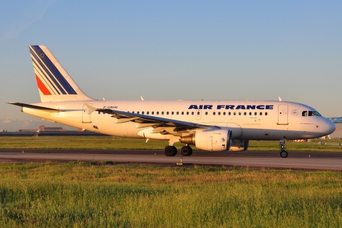 F-GRHQ - A319-111 - Air France - TLS - 28-04-2010