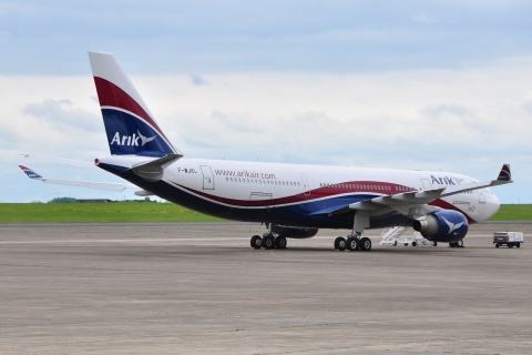 F-WJKL - A330-223 - Arik Air - CHR - 30-04-2010