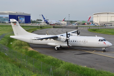 F-WNUH - ATR 72-500 (72-212A) - ATR _ Avions de Transport Regional - TLS - 29-04-2010