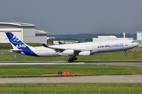 F-WWAI - A340-311 - Airbus Industrie - TLS - 29-04-2010f