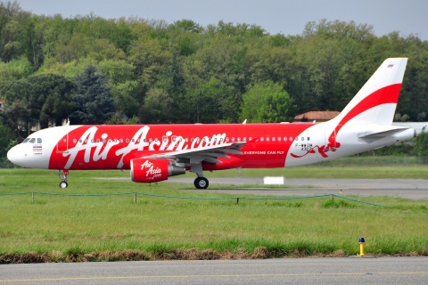 F-WWDM - A320-214 - Air Asia - TLS - 29-04-2010