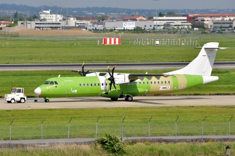 F-WWEZ - ATR72-600 - Airbus Factory - TLS - 29-04-2010
