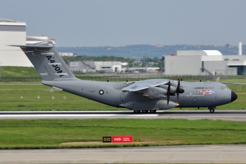F-WWMT - A400M - Airbus Military - TLS - 29-04-2010b
