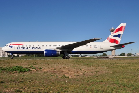 G-BNWZ - 767-336(ER) - British Airways - CDG - 21-08-2010