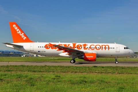 G-EZTW - A320-214 - easyJet - TLS - 28-04-2010