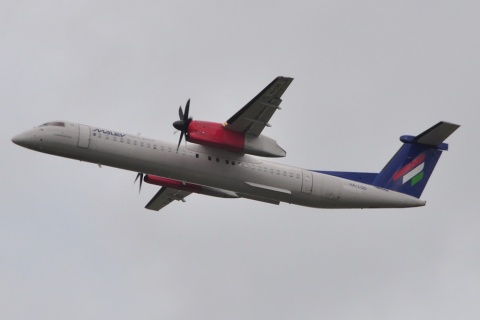 HA-LQD - DHC-8-402 - Malev Hungarian Airlines - BUD - 01-09-2010