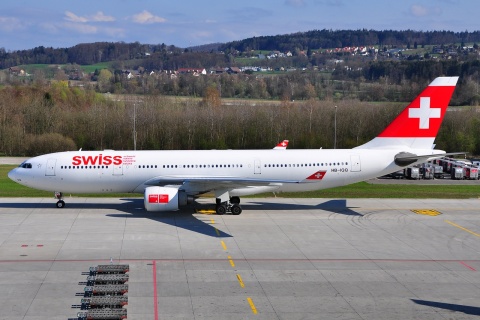 HB-IQQ - A330-223 - Swiss - ZRH - 11-04-2010