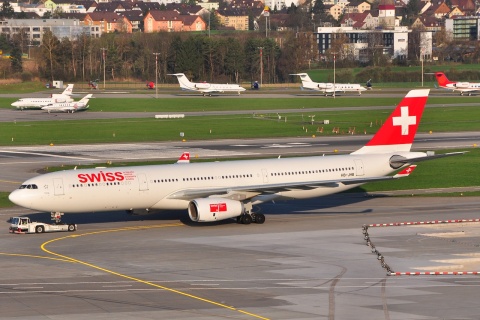 HB-JHB - A330-343E - Swiss - ZRH - 11-04-2010
