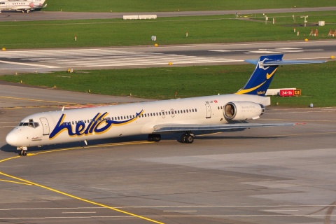 HB-JIF - MD-90-30 - Hello AG - ZRH - 11-04-2010b