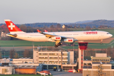 HB-JMA - A340-313 - Swiss - ZRH - 11-04-2010