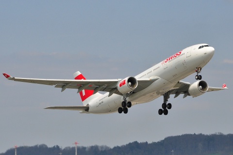 HB-JQQ - A330-223 - Swiss - ZRH - 10-04-2010