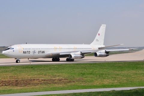 LX-N20199 - 707-329C - NATO _ North Atlantic Treaty Organization - GKE - 15-04-2010b