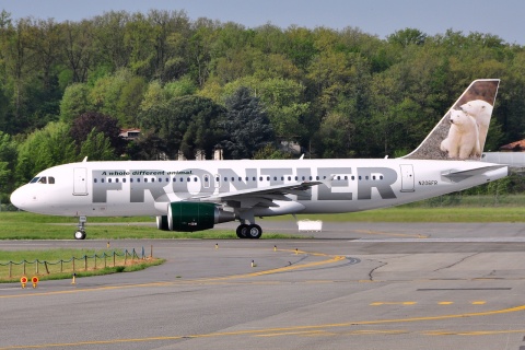 N206FR - A320-214 - Frontier Airlines - TLS - 29-04-2010