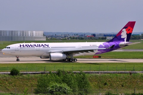 N380HA - A330-243 - Hawaiian Airlines - TLS - 29-04-2010