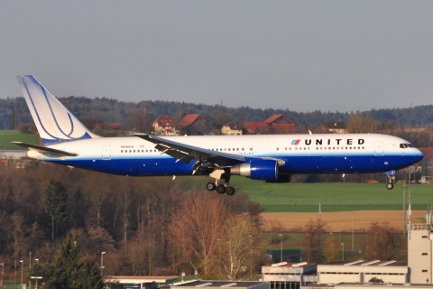 N646UA - 767-322(ER) - United Airlines - ZRH - 11-04-2010