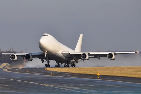 N748CK - 747-221F - Kalitta Air - LGG - 20-01-2010b