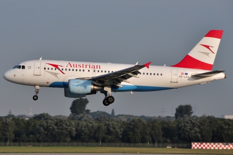 OE-LDA - A319-112 - Austrian Airlines - DUS - 11-09-2010