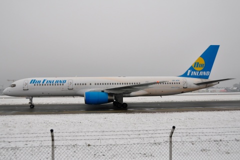 OH-AFK - 757-28A - Air Finland - SZG - 09-01-2010