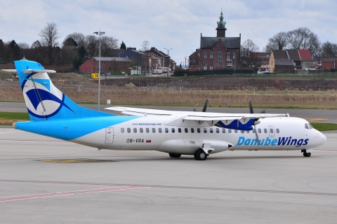 OM-VRA - ATR 72-202 - Danube Wings - CRL - 05-04-2010c