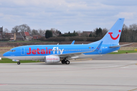 OO-JAN - 737-76N(WL) - JetairFly - CRL - 05-04-2010b