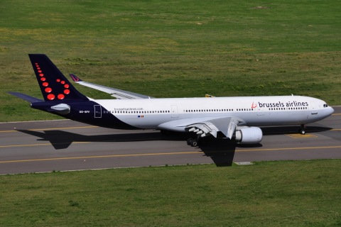 OO-SFV - A330-322 - Brussels Airlines - BRU - 24-08-2010