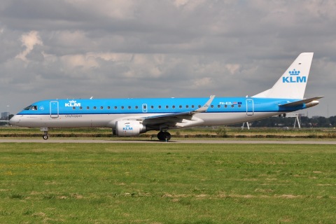 PH-EZL - ERJ-190STD (ERJ-190-100) - KLM Cityhopper - AMS - 03-09-2010