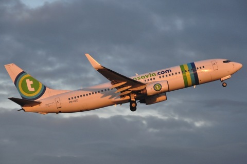 PH-HZE - 737-8K2(WL) - Transavia - AMS - 03-09-2010