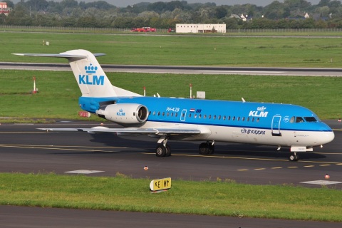 PH-KZB - Fokker 70 - KLM Cityhopper - DUS - 11-09-2010