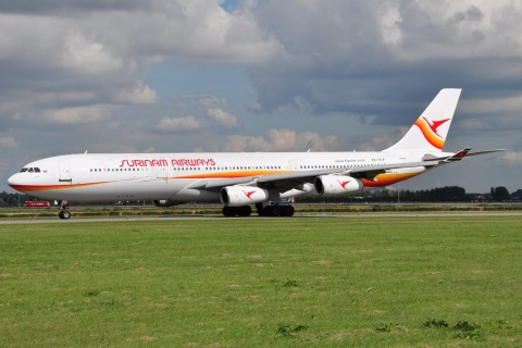 PZ-TCP - A340-311 - Surinam Airways - AMS - 03-09-2010b