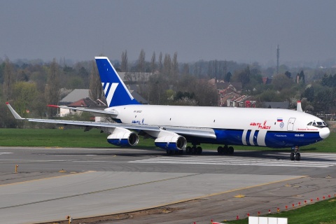 RA-96102 - Ilyushin Il-96-400T - Polet Flight - LGG - 20-04-2010b
