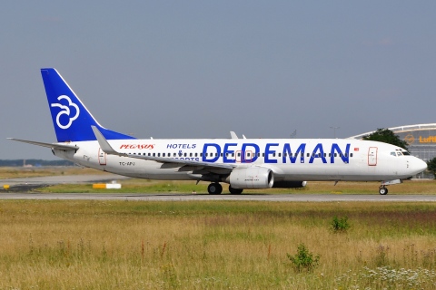 TC-APJ - 737-86N(WL) - Pegasus - FRA - 07-07-2010b