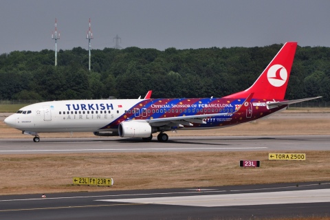 TC-JGY - 737-8F2(WL) - Turkish Airlines - DUS - 10-07-2010b