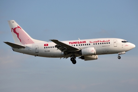 TS-IOG - 737-5H3 - Tunisair - LGG - 18-09-2010