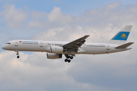 UP-B5701 - 757-2M6 - Kazakhstan - FRA - 06-07-2010