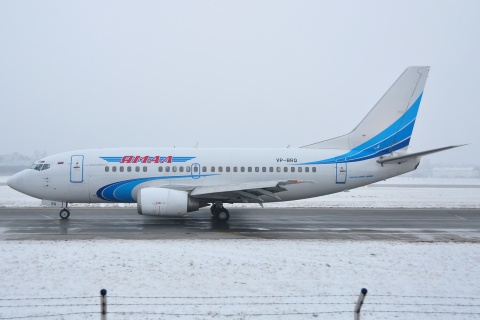 VP-BRQ - 737-528 - Yamal Airlines - SZG - 09-01-2010