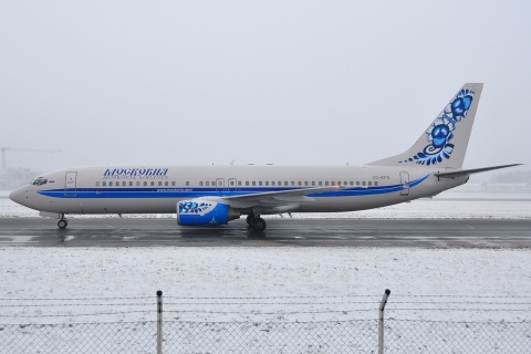 VQ-BFR - 737-883 - Moskovia Airlines - SZG - 09-01-2010