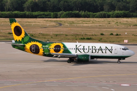 VQ-BHD - 737-3Q8 - Kuban Airlines - CGN - 10-07-2010c
