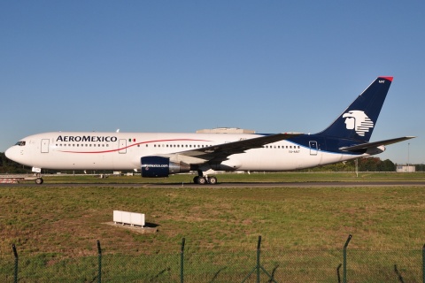 XA-MAT - 767-3Y0(ER) - Aeromexico - CDG - 21-08-2010b