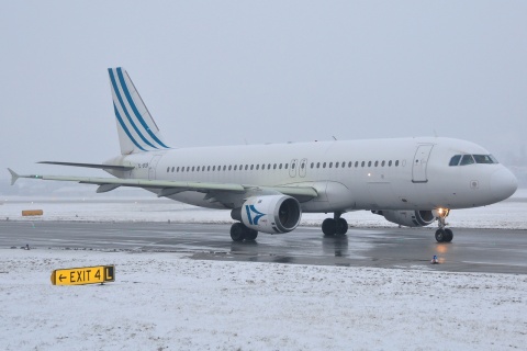 YL-BCB - A320-211 - LAT Charter - SZG - 09-01-2010