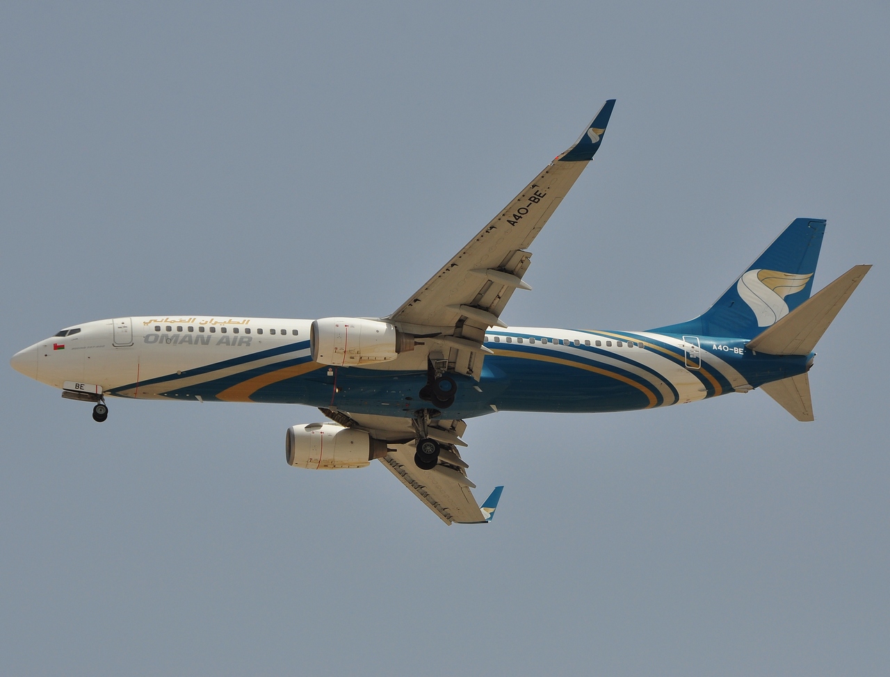 A4O-BE - 737-81M(WL) - Oman Air - DXB - 03-04-2011