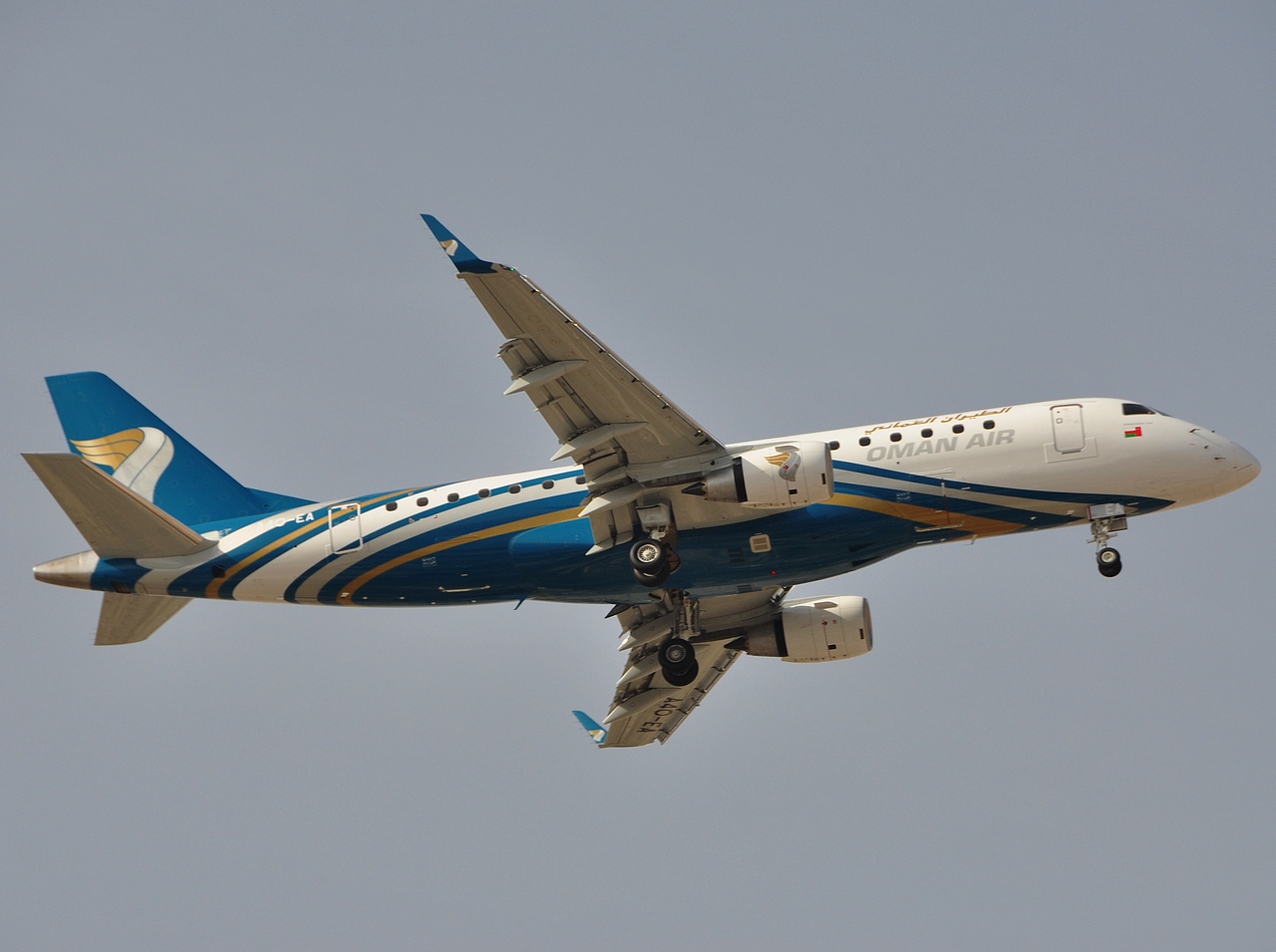 A4O-EA - ERJ-175AR (ERJ-170-200 IGW) - Oman Air - DXB - 03-04-2011