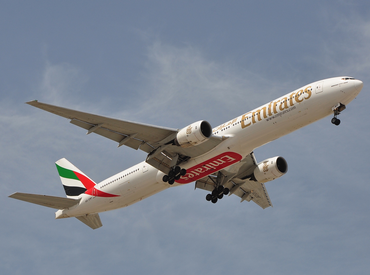 A6-EMP - 777-31H - Emirates - DXB - 07-04-2011