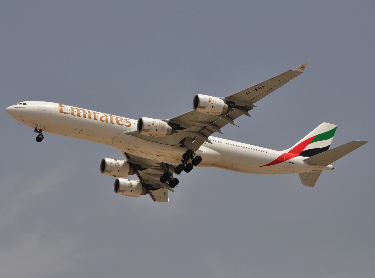 A6-ERA - A340-541 - Emirates - DXB - 03-04-2011