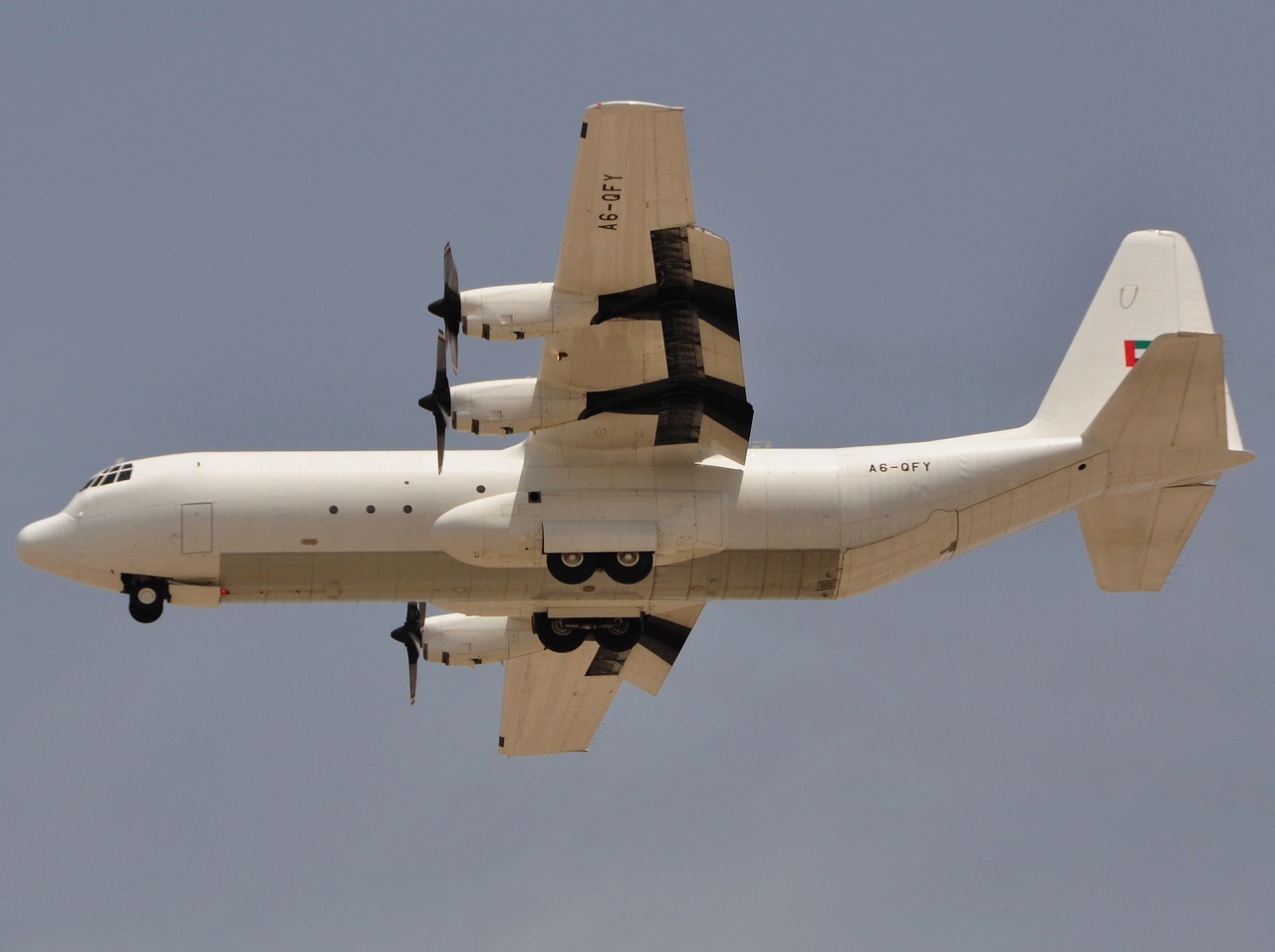 A6-QFY - L-100-30 Hercules - United Arab Emirates Air Force - DXB - 03-04-2011