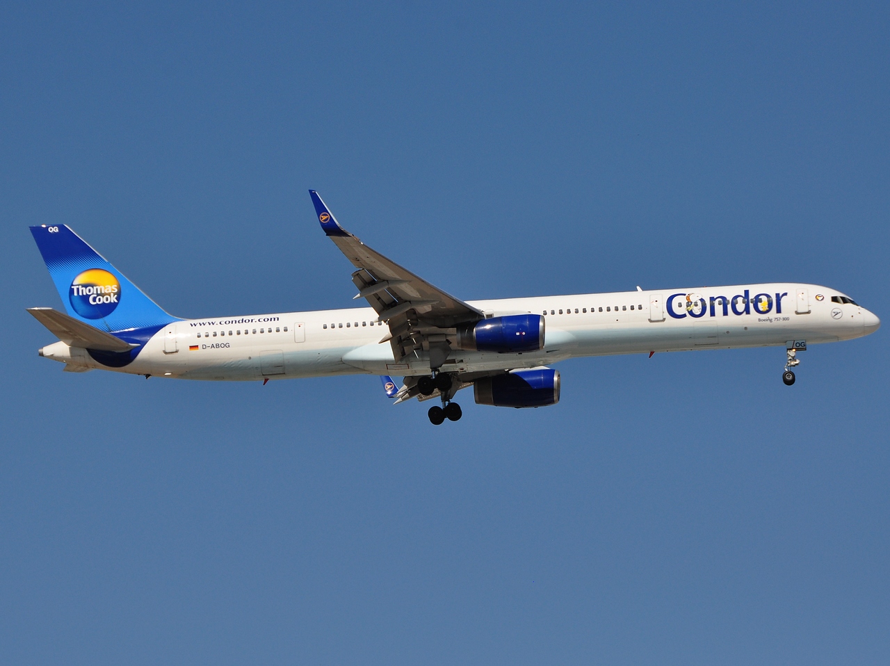D-ABOG - 757-330(WL) - Condor - AYT - 26-08-2011