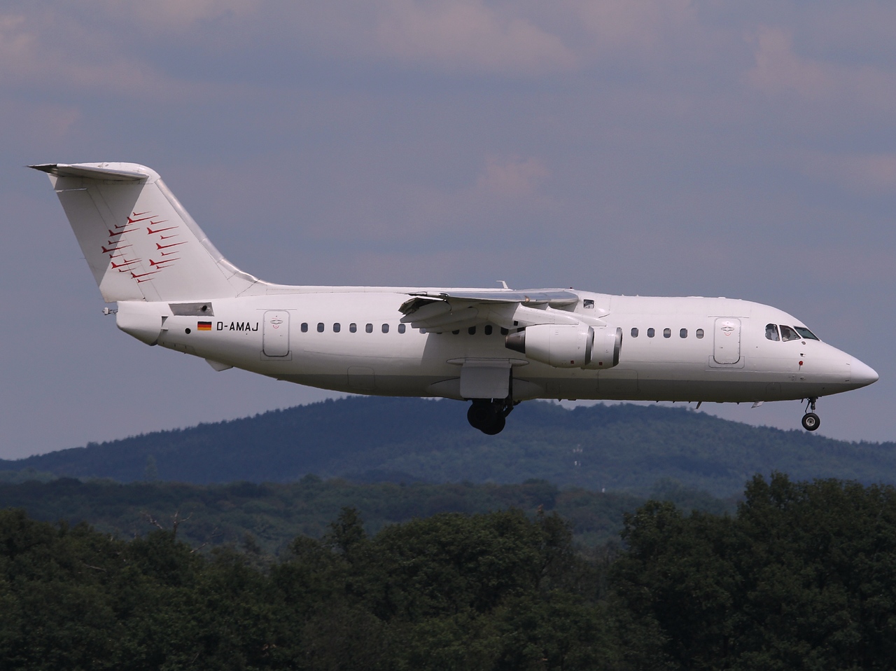 D-AMAJ - BAe 146-200 - WDL Aviation - CGN - 12-06-2011