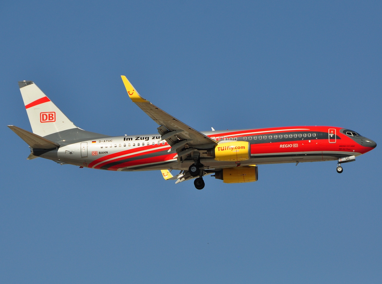 D-ATUC - 737-8K5(WL) - TUIfly - AYT - 26-08-2011